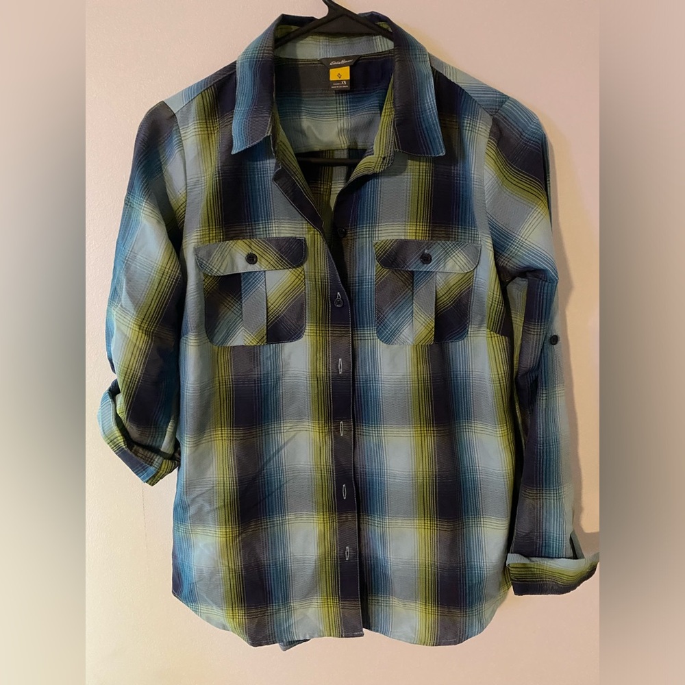 Eddie Bauer Button Down Shirt Top Fishing Hiking Outdoor Women's Size XS EUC